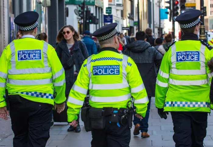 Metropolitan Police Service Get 25 More People To Go Online Optimizely